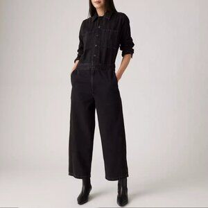 NWT Levi's Iconic Jumpsuit Size S